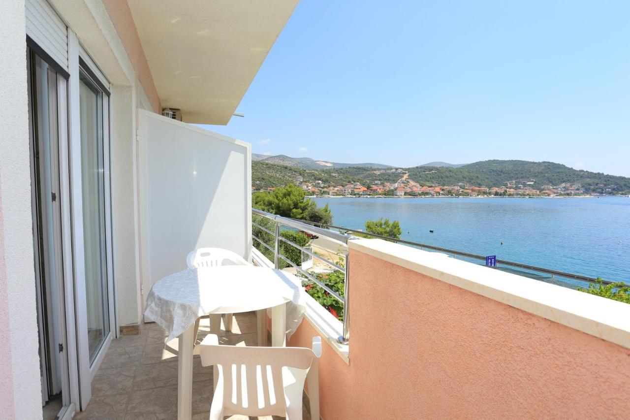 Apartments By The Sea Poljica, Trogir - 19316 Marina Exterior photo
