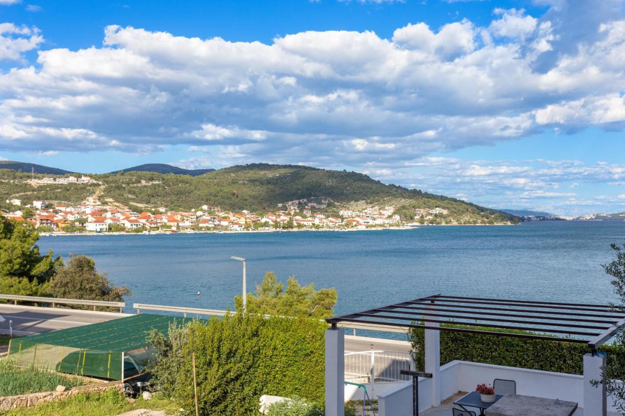 Apartments By The Sea Poljica, Trogir - 19316 Marina Exterior photo